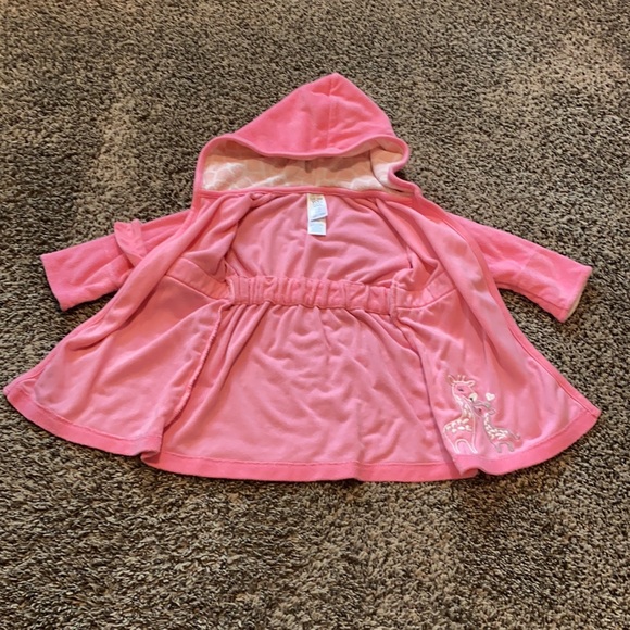 Giraffe Infant Robe - Picture 3 of 4